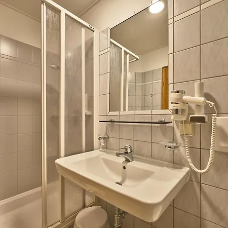 Ehrenfried - Garni Affittacamere 3*